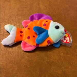 NWT TY Beanie Baby “Lips” with Plastic Casing